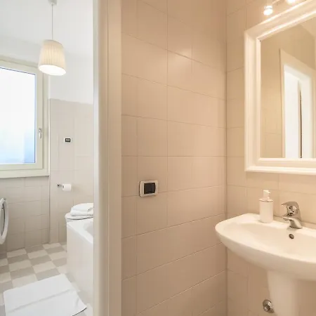 Tulipani 17 - Tremezzina Apartment *