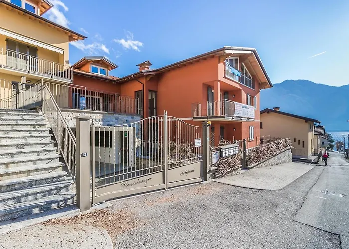 Tulipani 17 - Tremezzina Lägenhet *