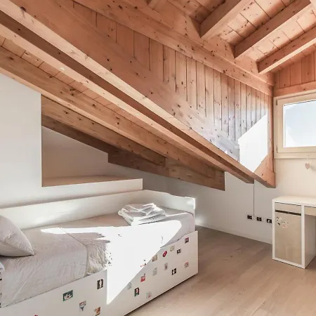 Tulipani 17 - Tremezzina * Tremezzo