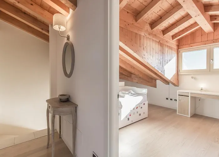 Tulipani 17 - Tremezzina 公寓 特雷梅佐