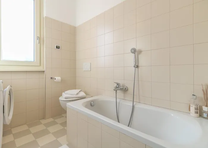 Tulipani 17 - Tremezzina 公寓 特雷梅佐